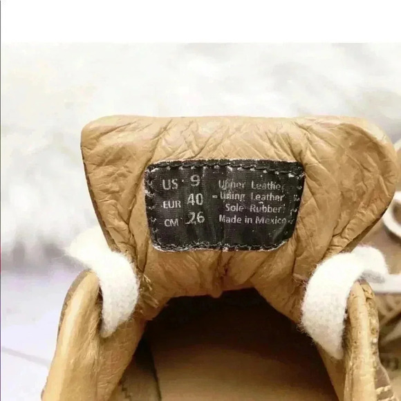 Coolway Leather Sneakers Size 9 (Fits like 8.5) - Picture 12 of 12